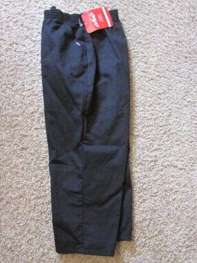 NWT Chic 10 Black Elastic Waist Pull On Capri Pants Pockets Comfort Cotton